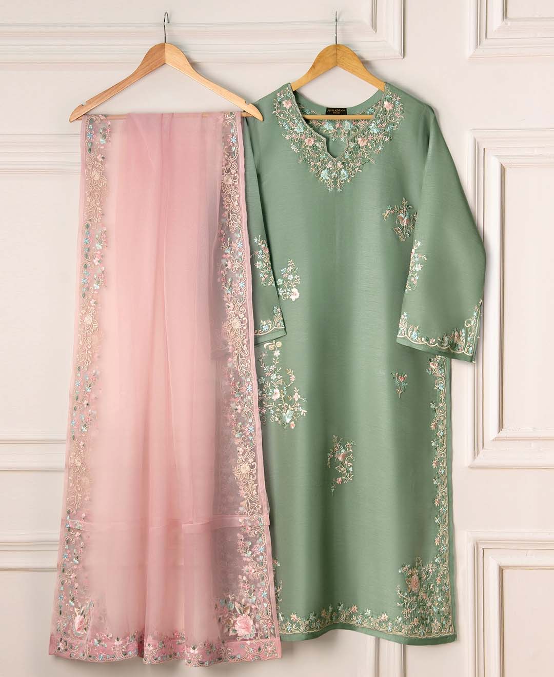 3 pcs Silk Emboidered | DG 32